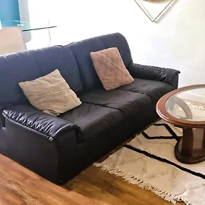  Apartment Cours Julien France