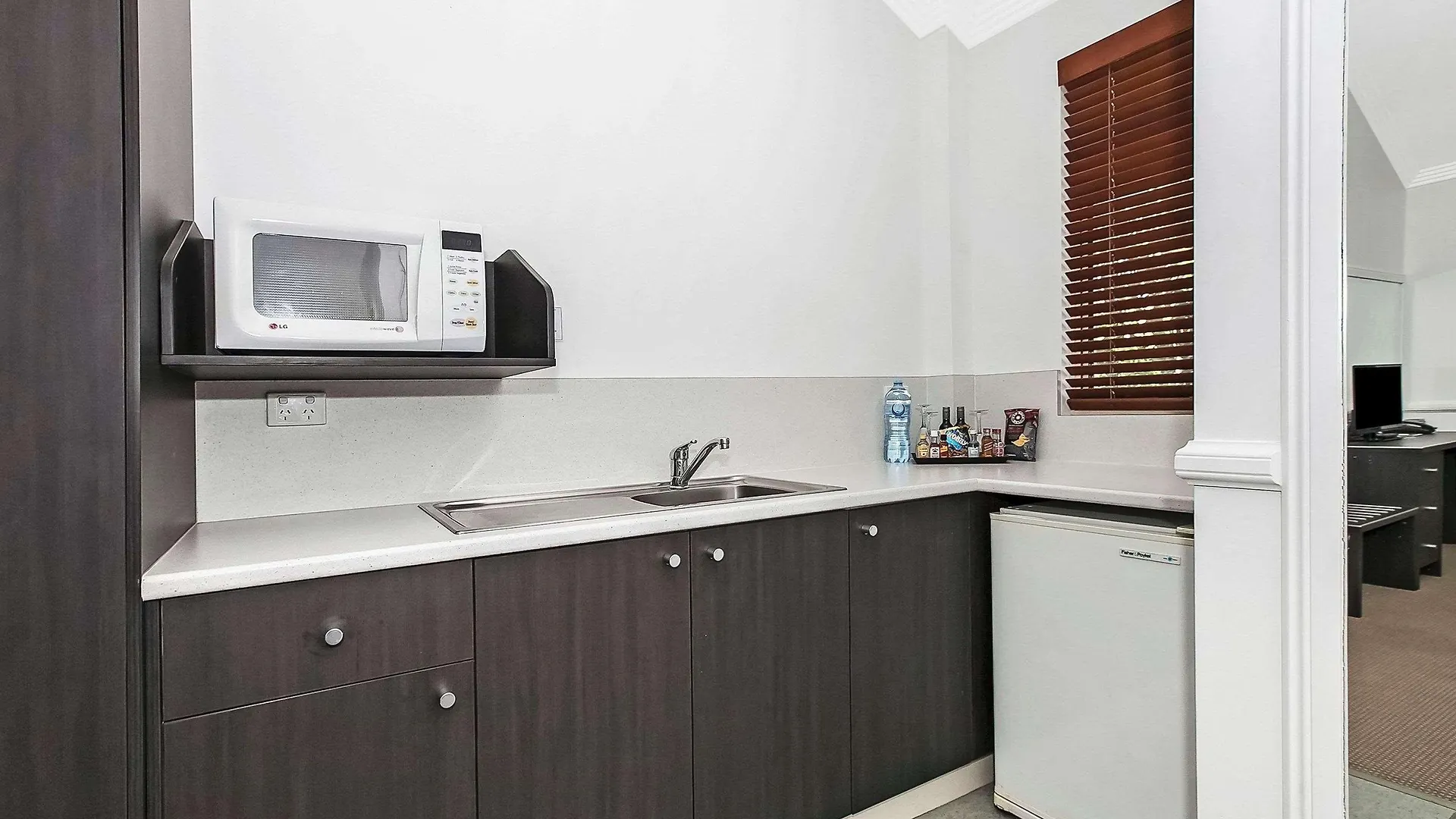 Comfort Inn & Apartments Northgate Airport Brisbane 4*,